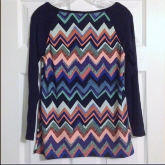 Chevron Striped 3/4 Sleeve Top S NWOT - Picture 3 of 3